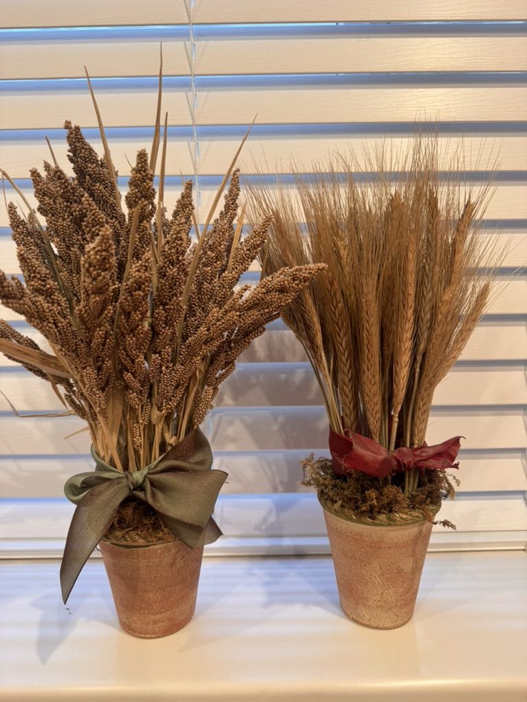 Wheat & Grass Pots Decor