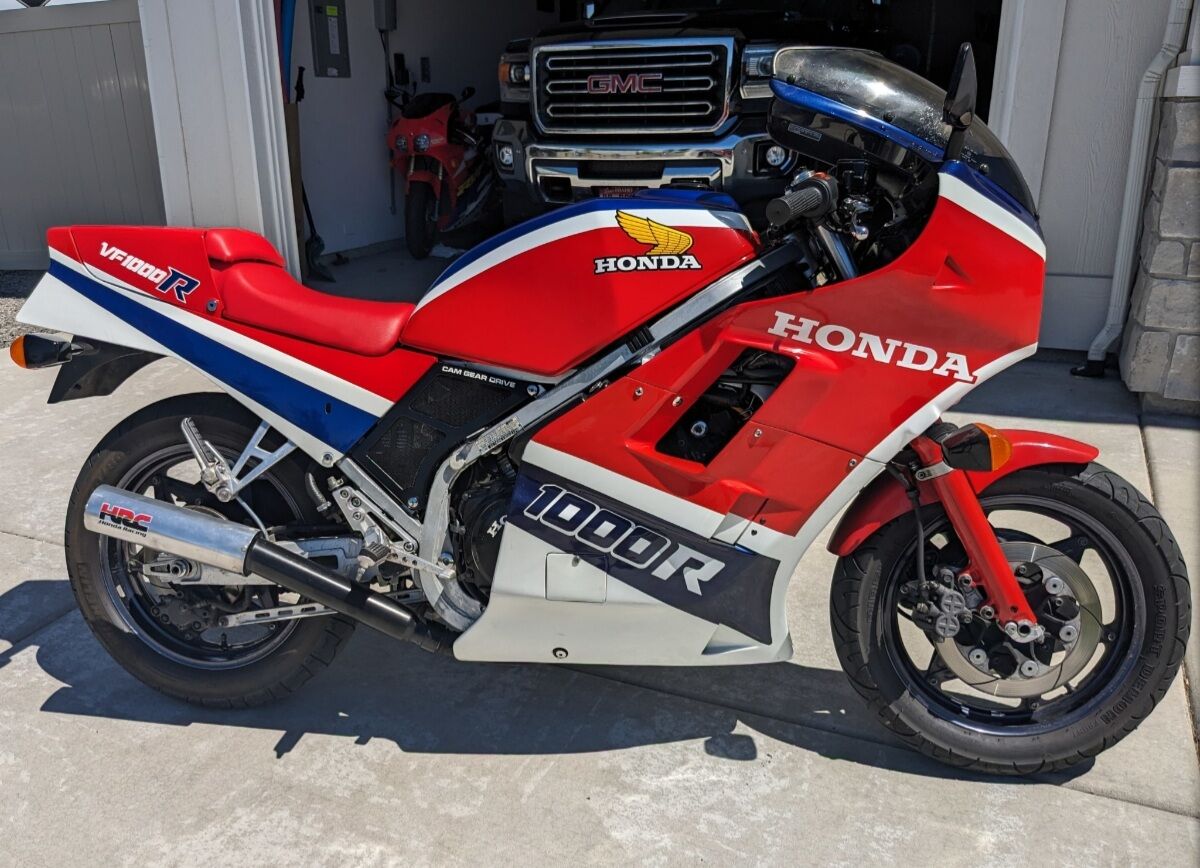 1985 Honda VF1000R