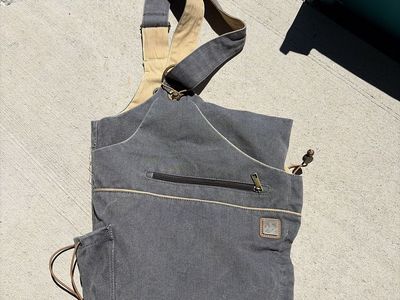 Unbranded Gray Canvas Crossbody Hobo Bag with Adjustable Strap & Zipper Pockets