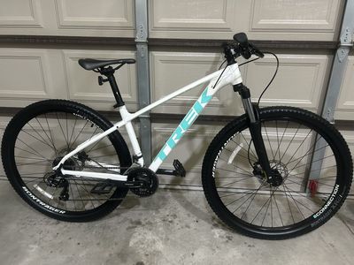 Trek Marlin Hardtail Mountain Bike - White/Teal - 29" Wheels