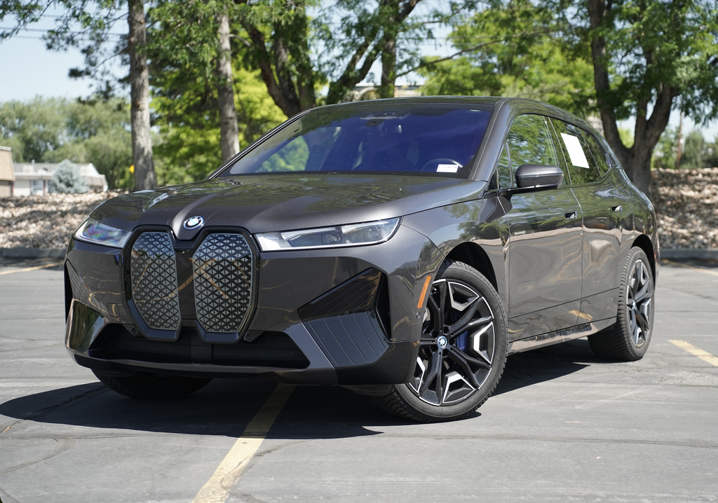 2024 BMW iX xDrive50