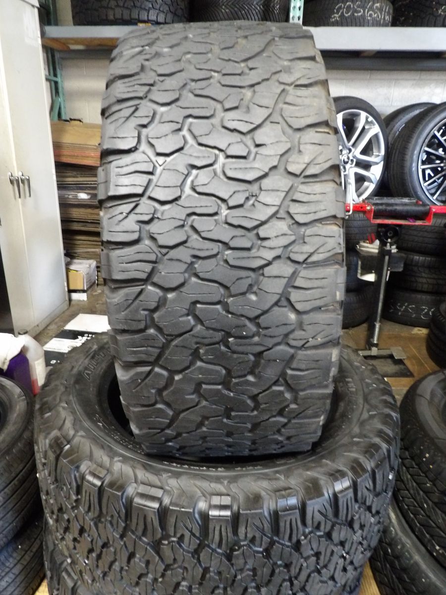 33X12.50R20 BFGOODRICH ALL TERRAIN T/A PAIR OF USED TIRES