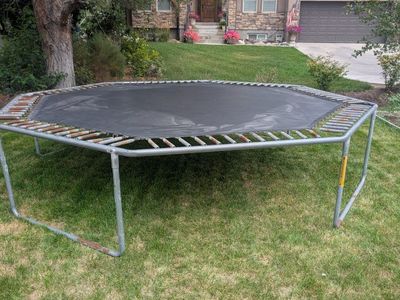 14' Trampoline