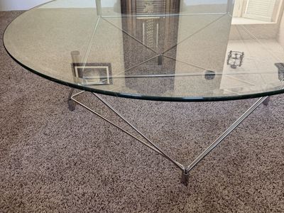 Glass coffee table round