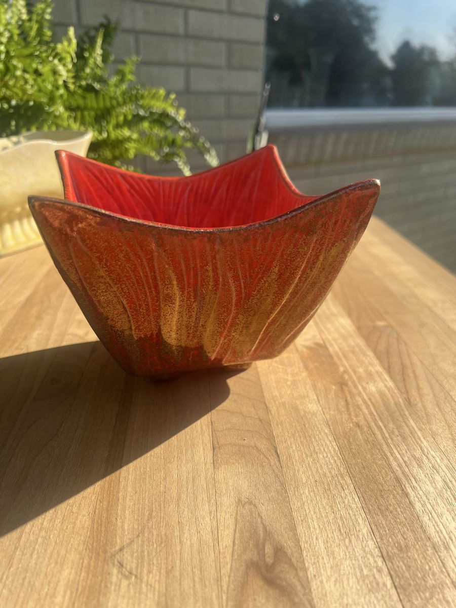 Main image 4
