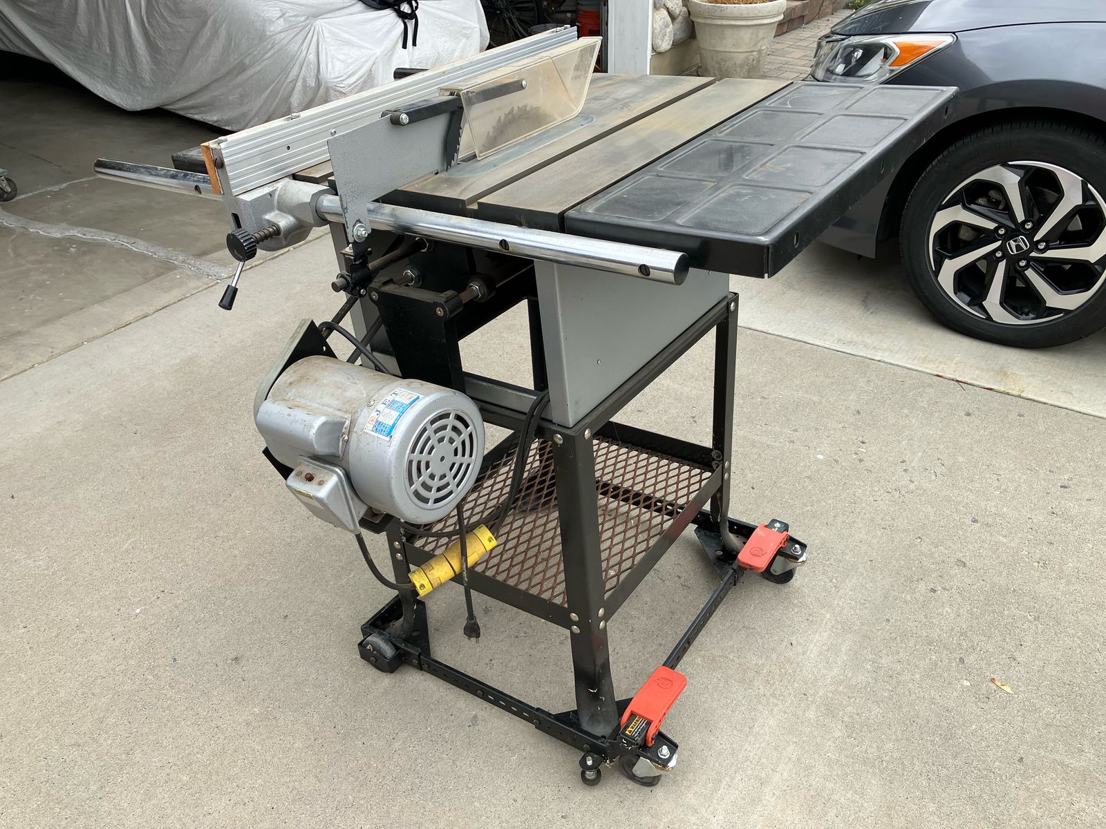 Table saw