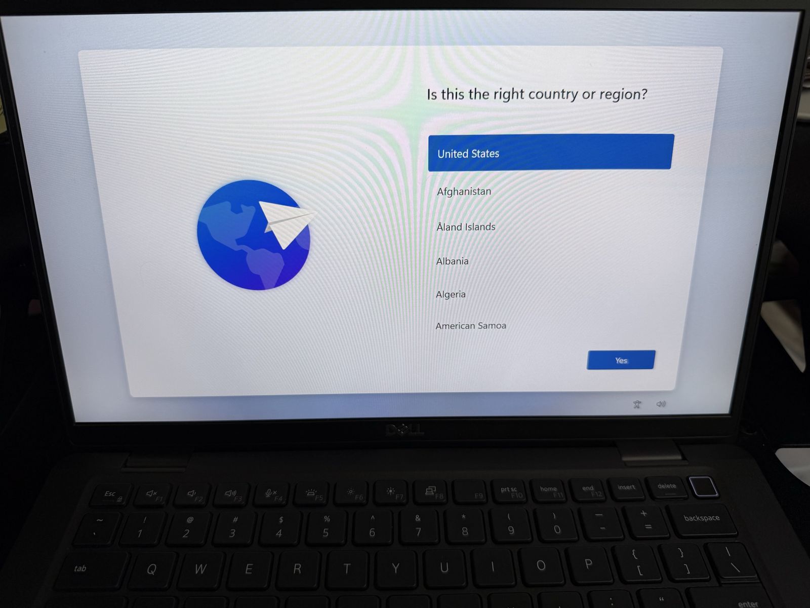 Dell Latitude 7420 Laptop Carbon Fiber Windows 11