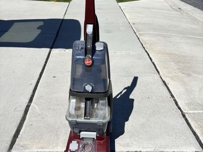 Carpet cleaner