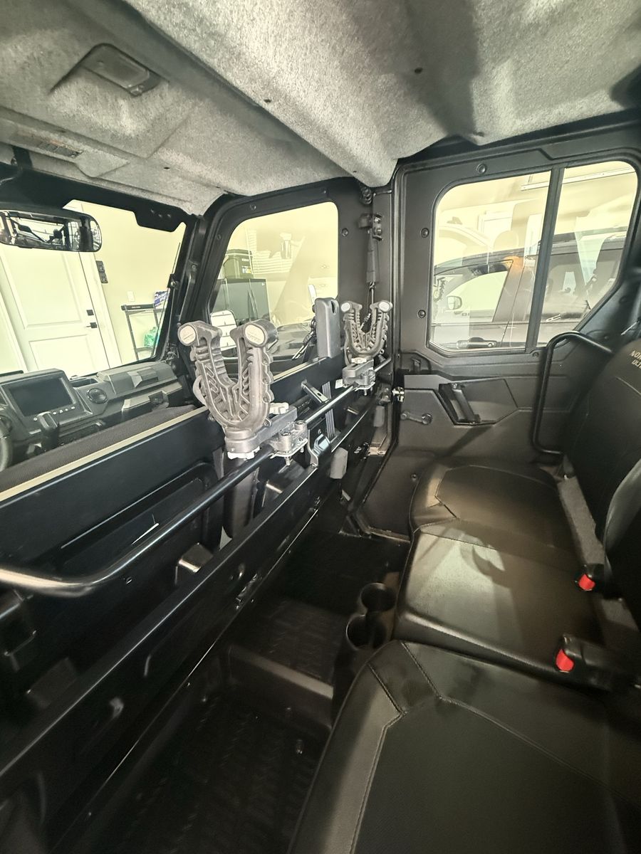 Main image 11