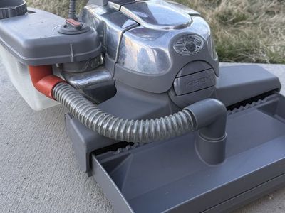 Kirby Sentria Upright Vacuum 2009 w/attachments