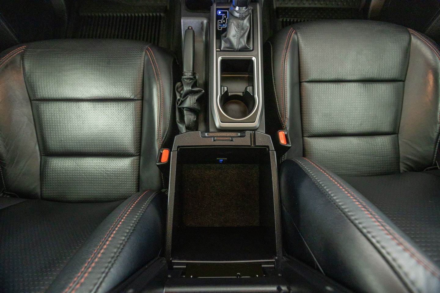 Main image 30