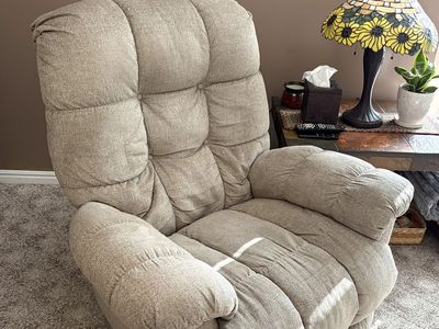 Pair of rocker recliners