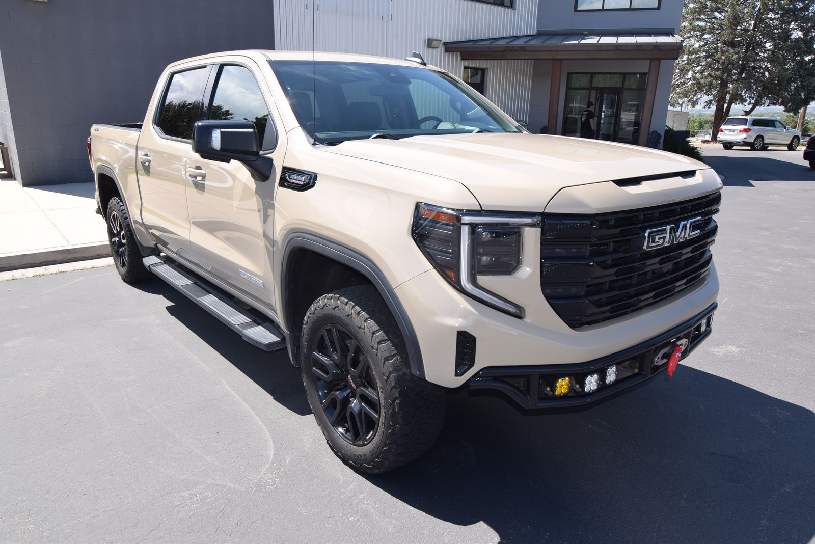 2022 GMC 1500 Elevation