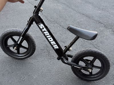 Strider 12 Sport Balance Bike - Red & Black, Used Toddler Learning Bicycle