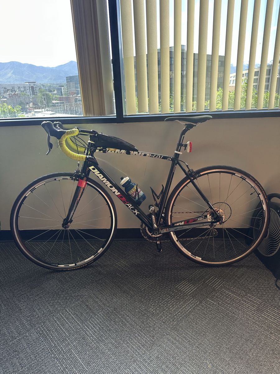 Diamondback Century 3 Carbon 56cm Road Bike