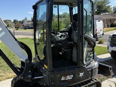 2023 Bobcat E32i (R2) Mini Excavator – 114 Hours – So Good