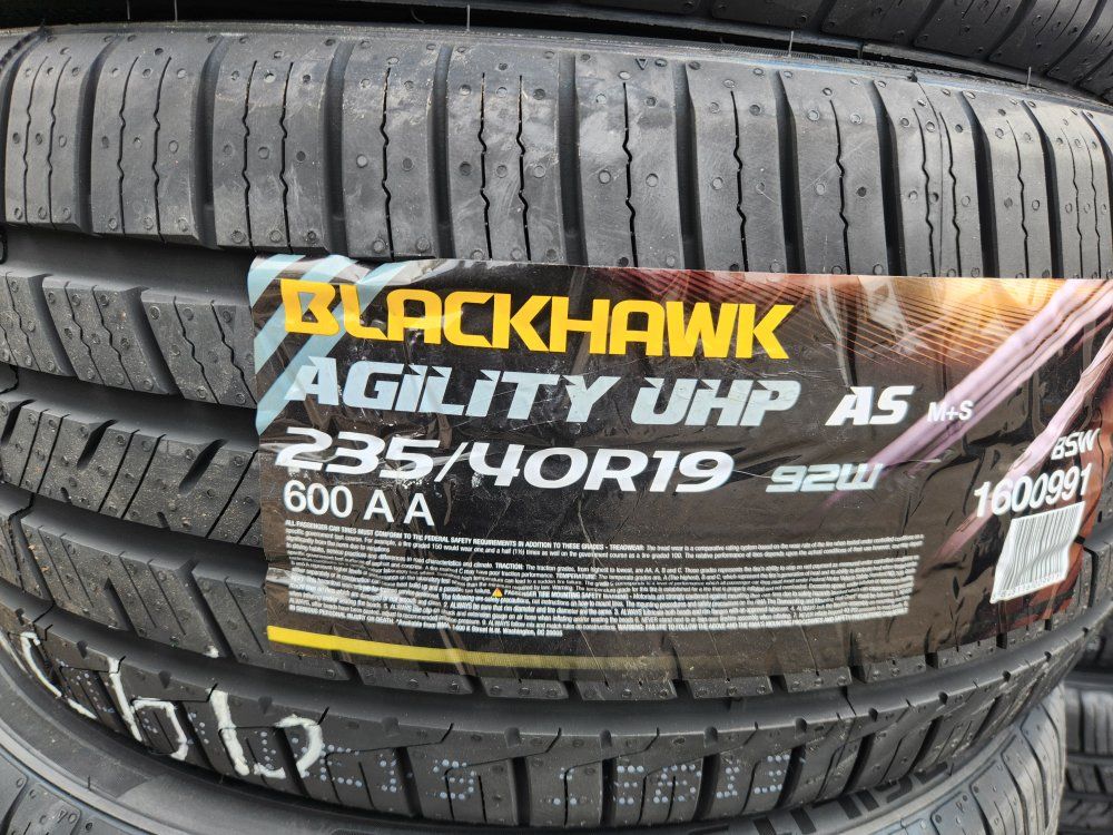 235/40r19 blackhawk agility uhp as