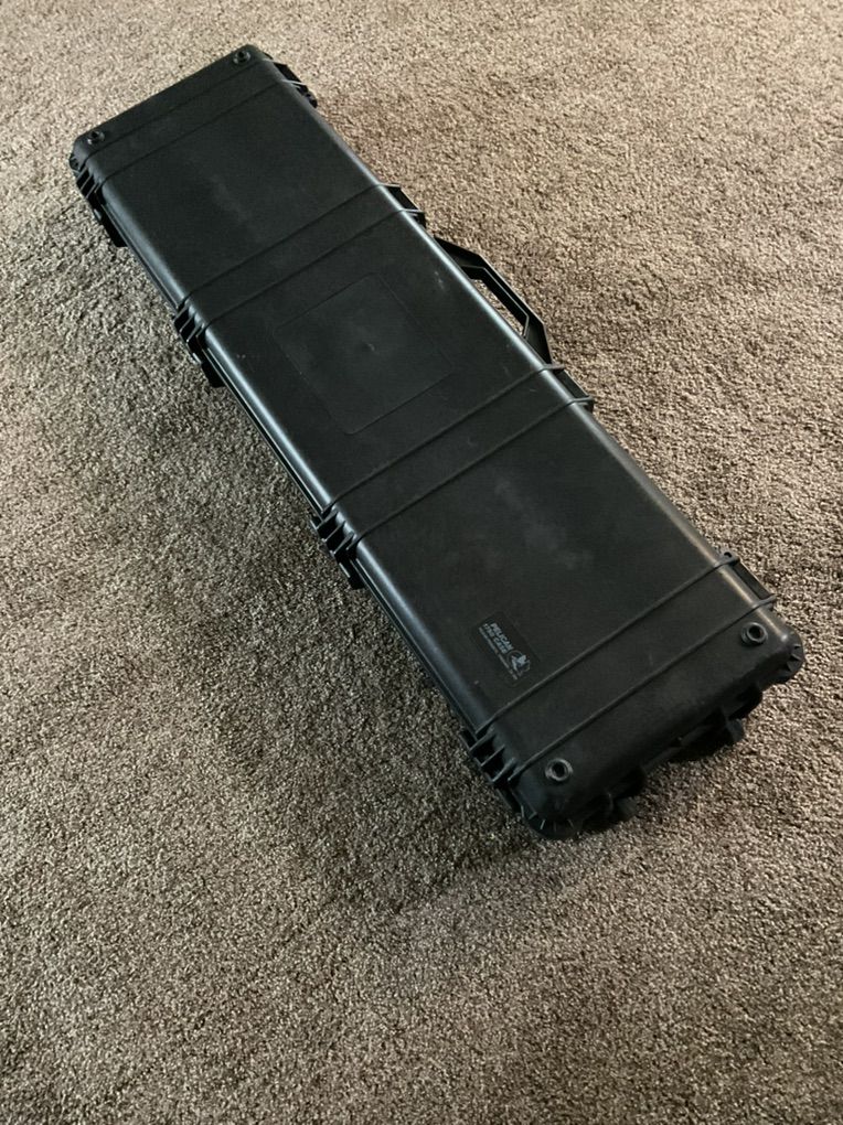 Pelican Gun Case