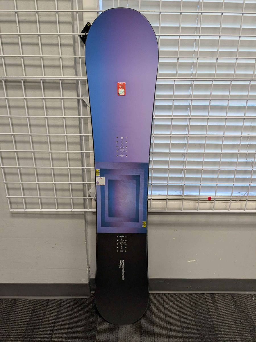 Nitro Fate 147cm Snowboard - Lightly Used (2026)