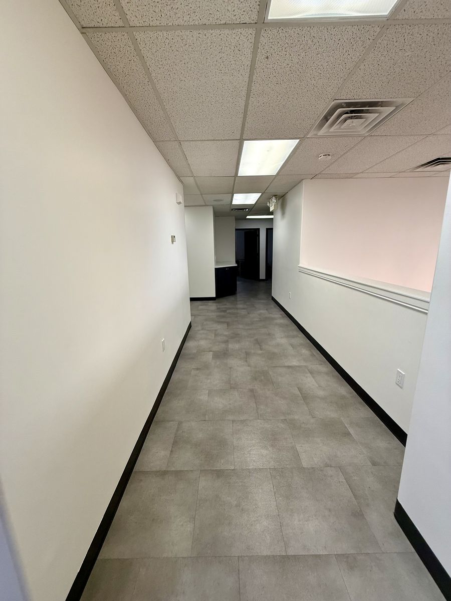 Main image 13