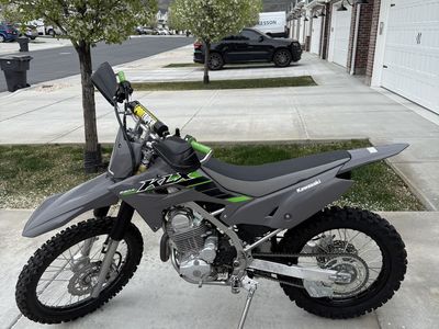 2025 KLX 230RS