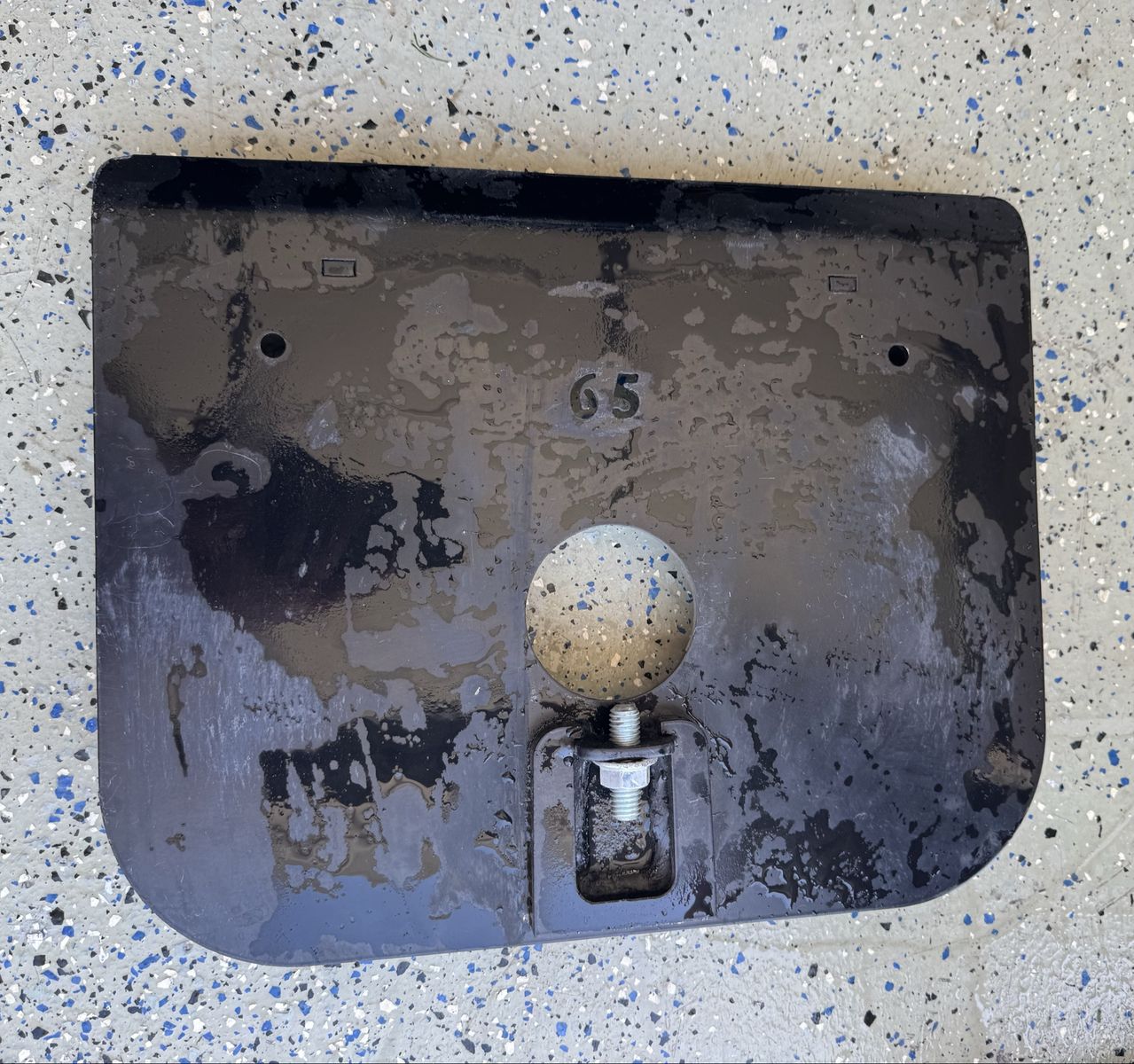 Main image 6