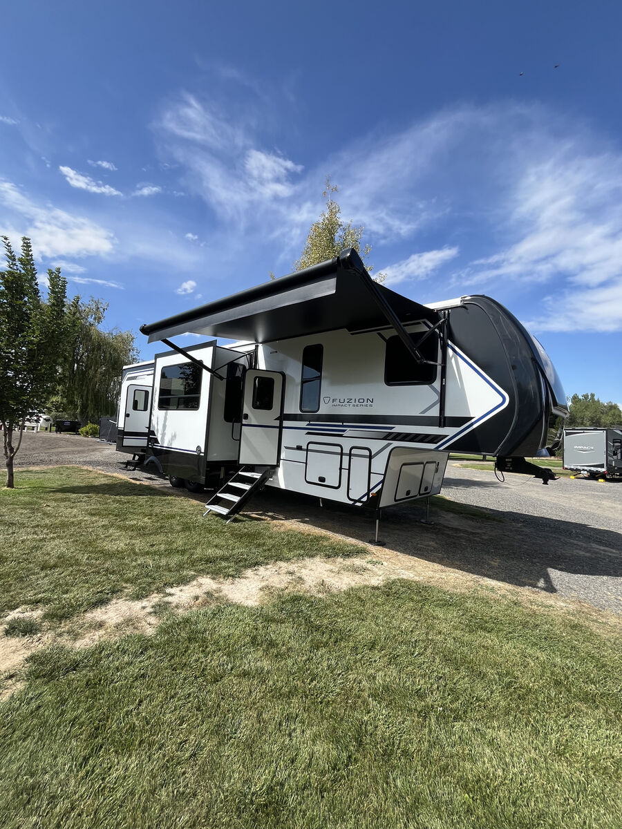 2026 Keystone Fuzion Impact 367