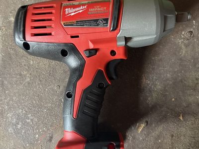 Milwaukee M18 1/2" Impact Wrench - Cordless Power Tool