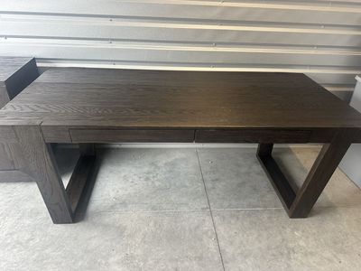RH Antoccino Desk w/2 Drawers