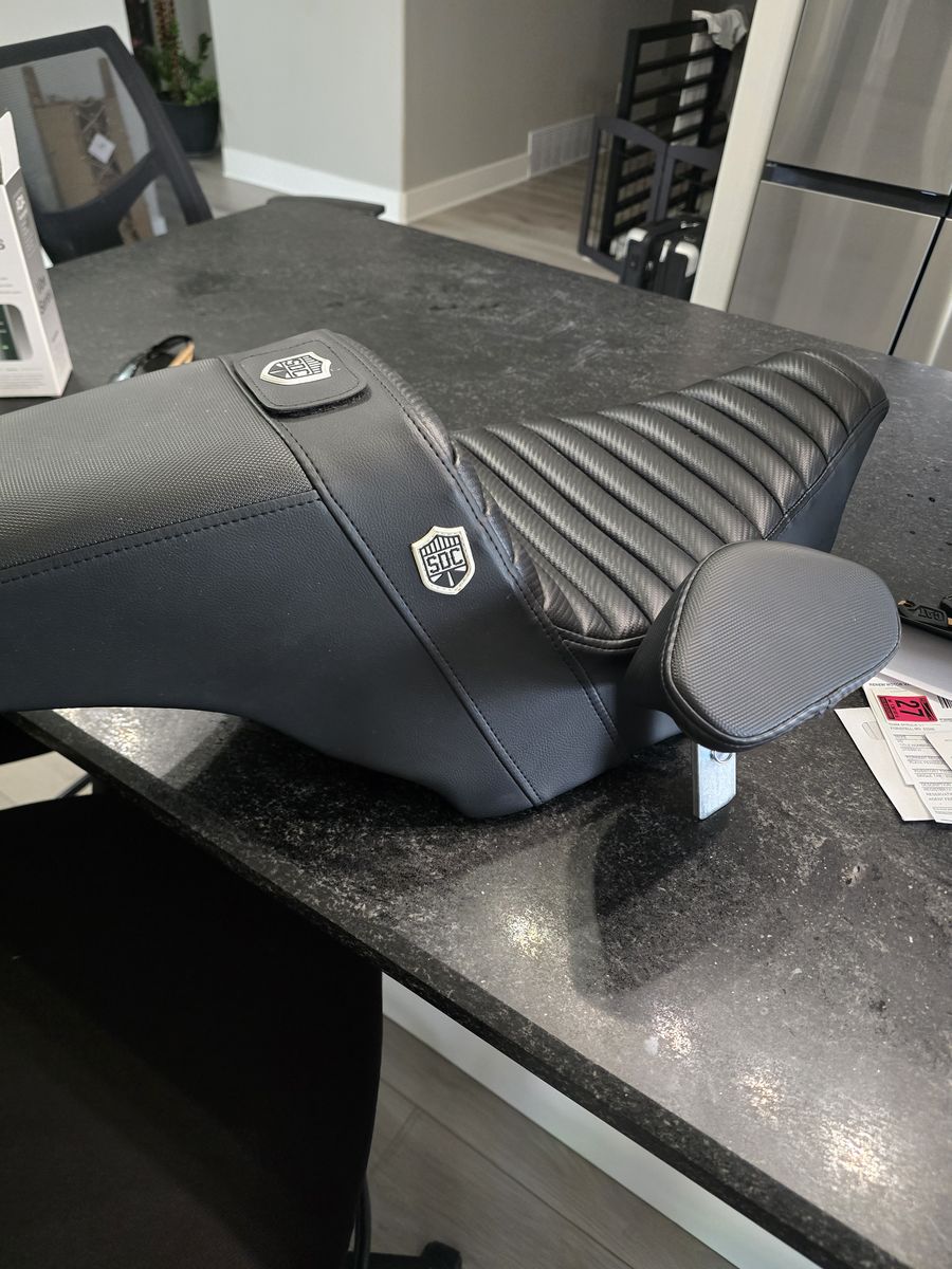 Saddleman pro series seat for 23 or newer street and road glide