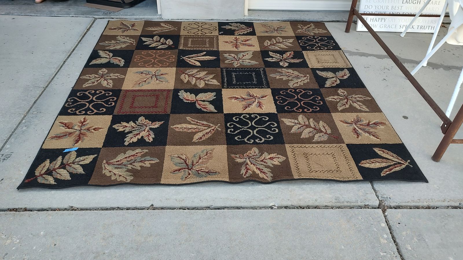 Area rug