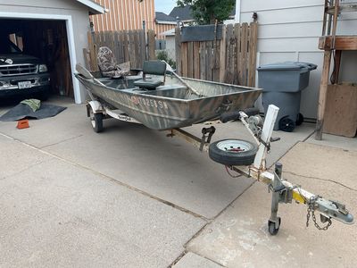 1456 Jon boat, trailer motor