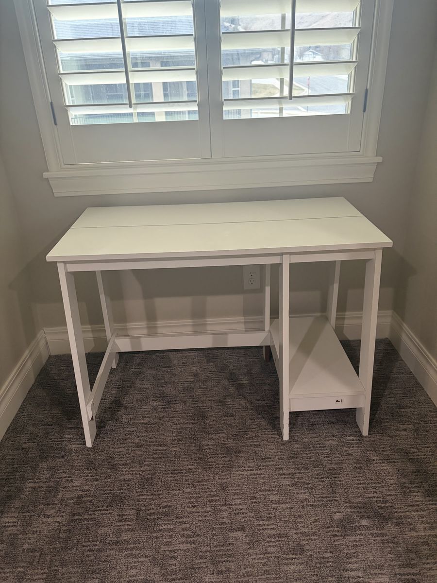 White Office Desk