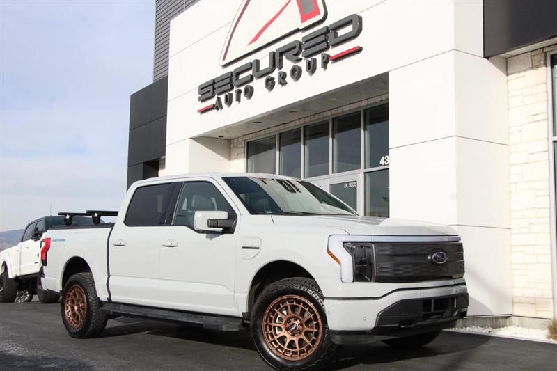 2023 Ford F-150 Lightning Lariat