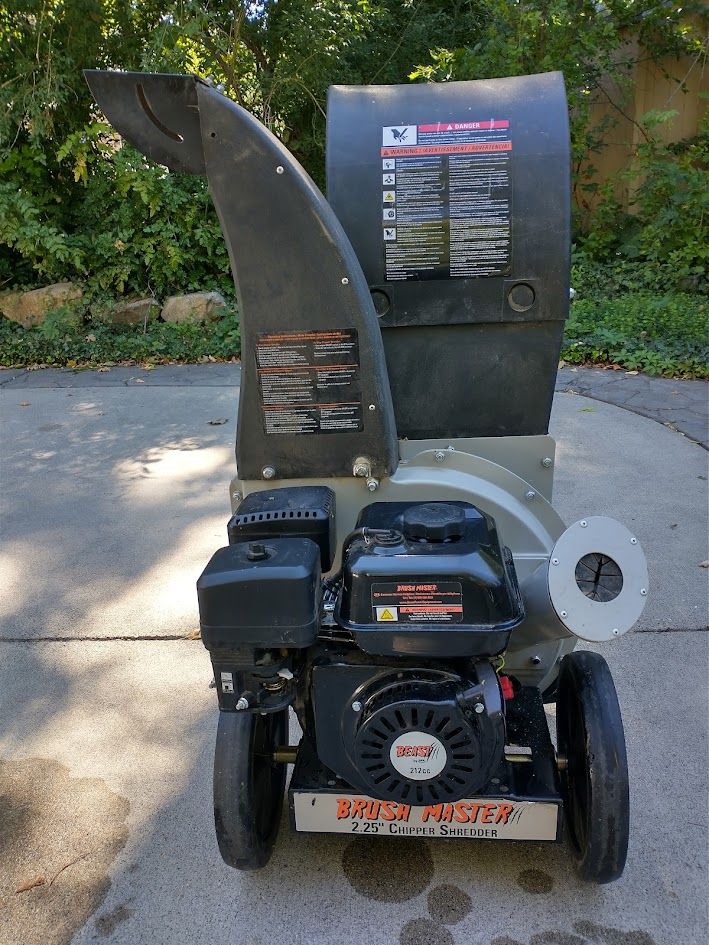 Super Leaf and Debris Vacuum and Chipper Shredder  