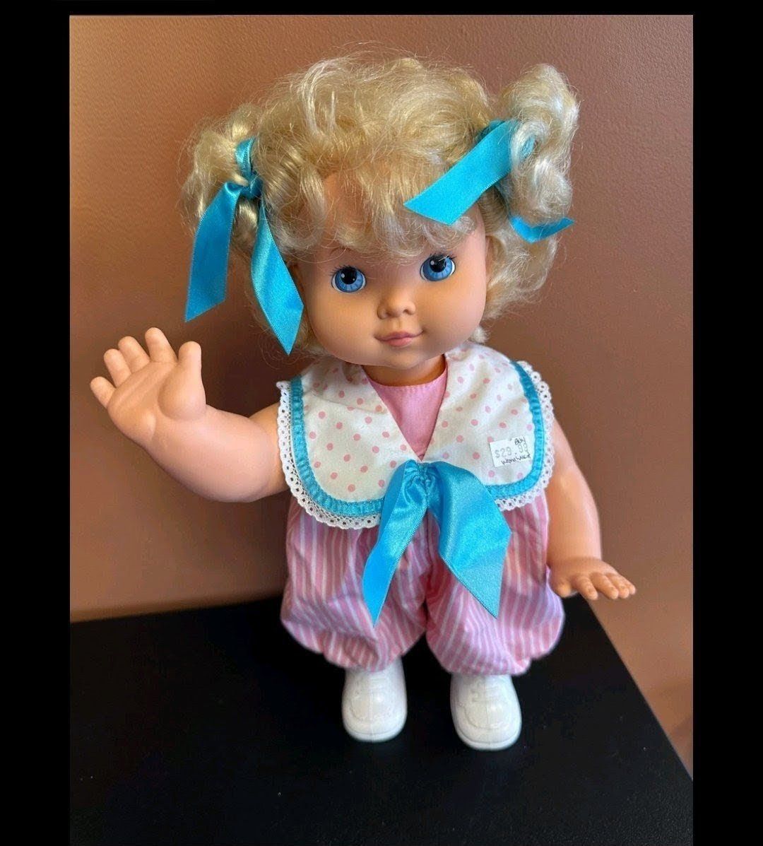 1991 Hasbro Baby Wanna Walk doll