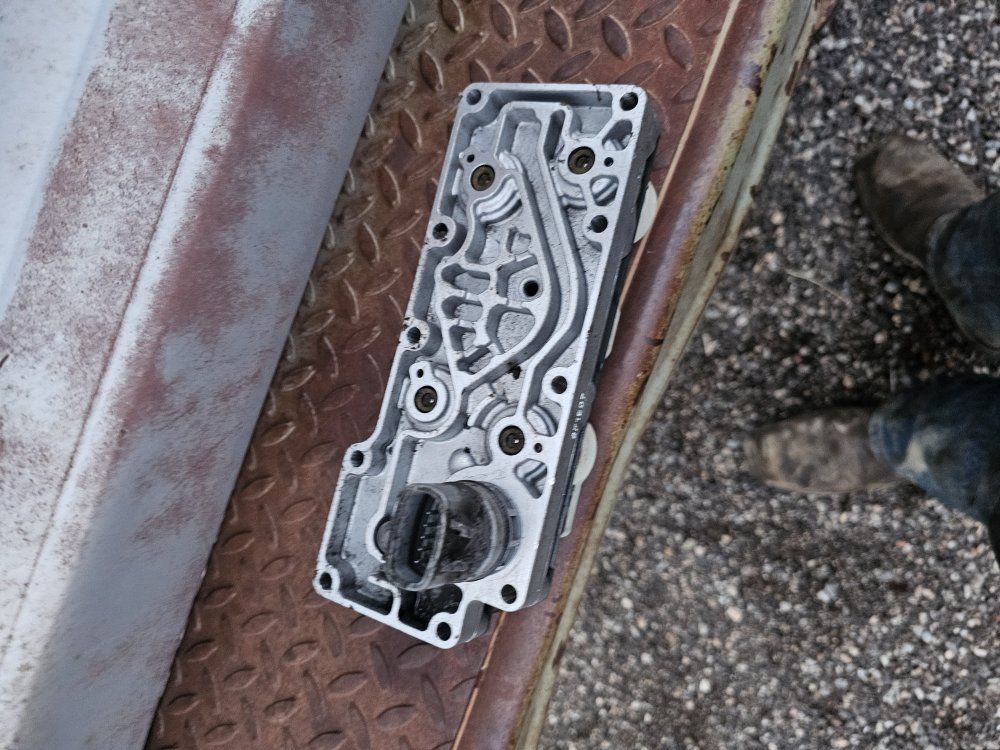 E4OD shift solenoid pack