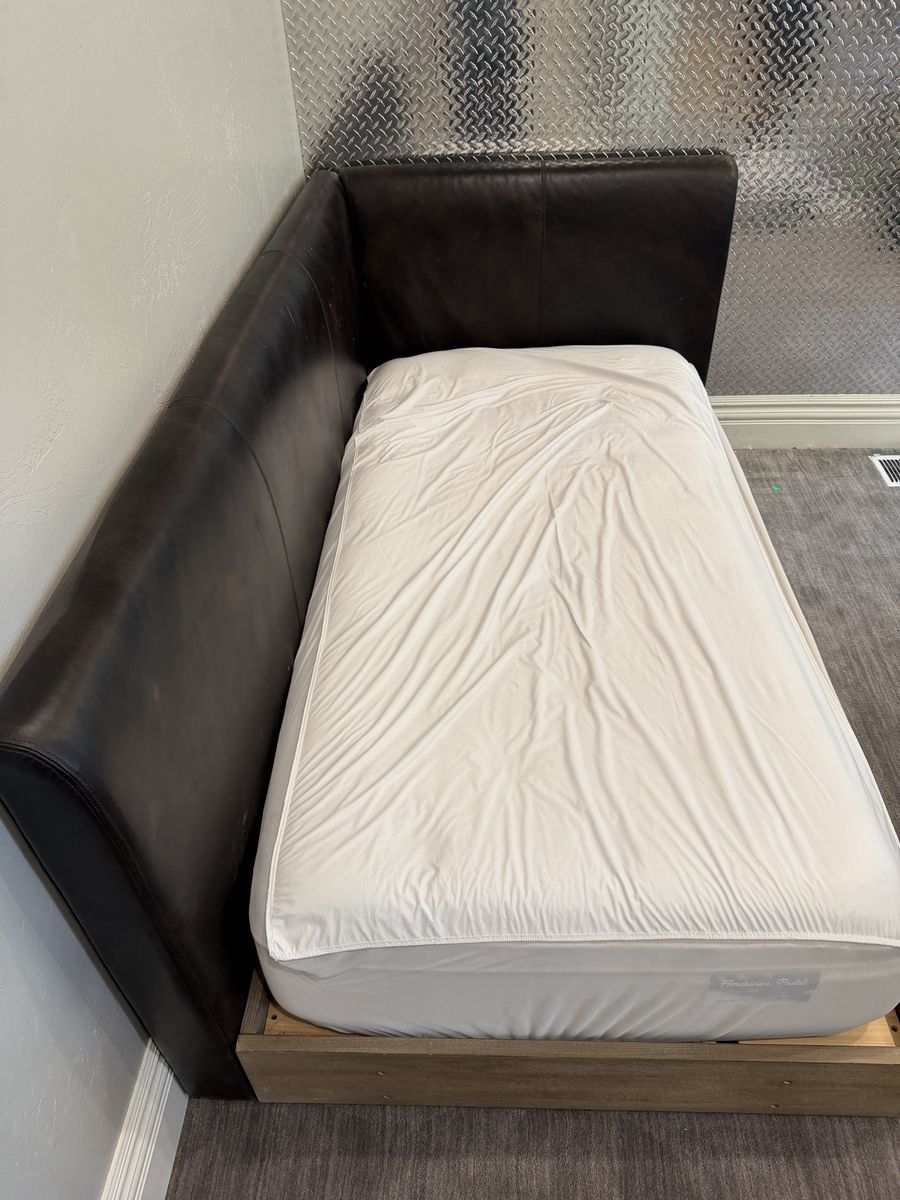 Twin bed for sale