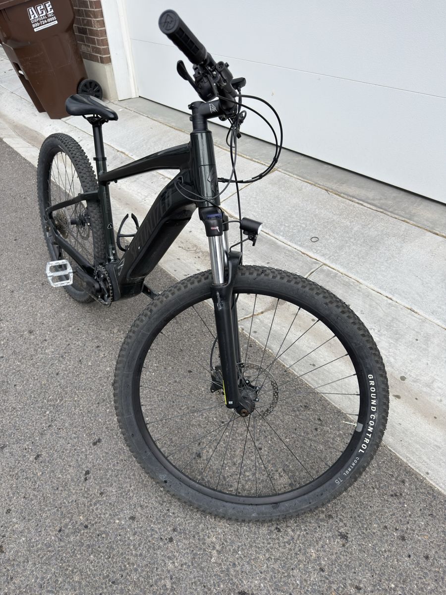 Main image 6