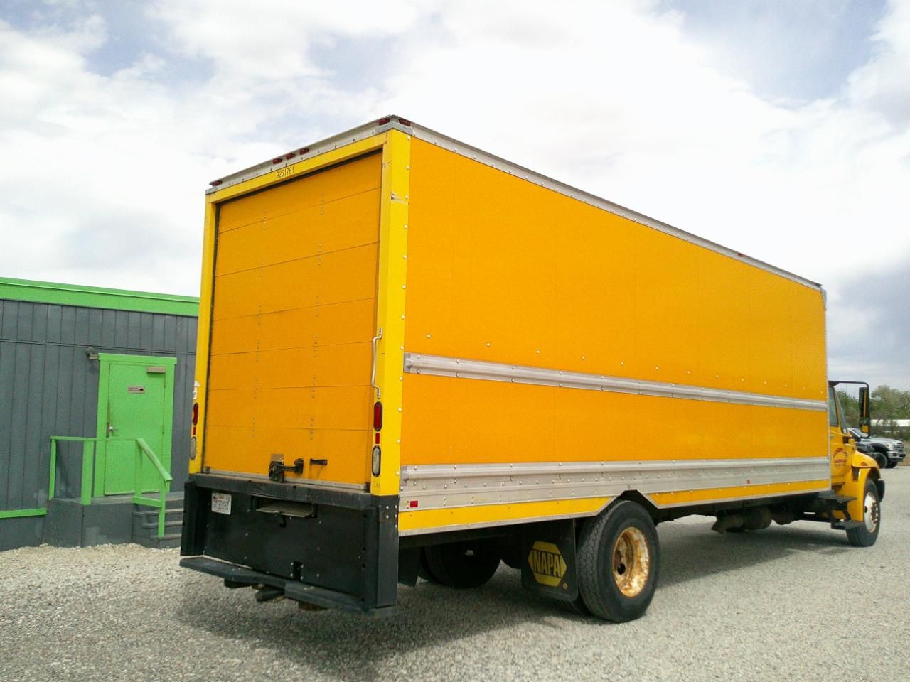 Main image 7