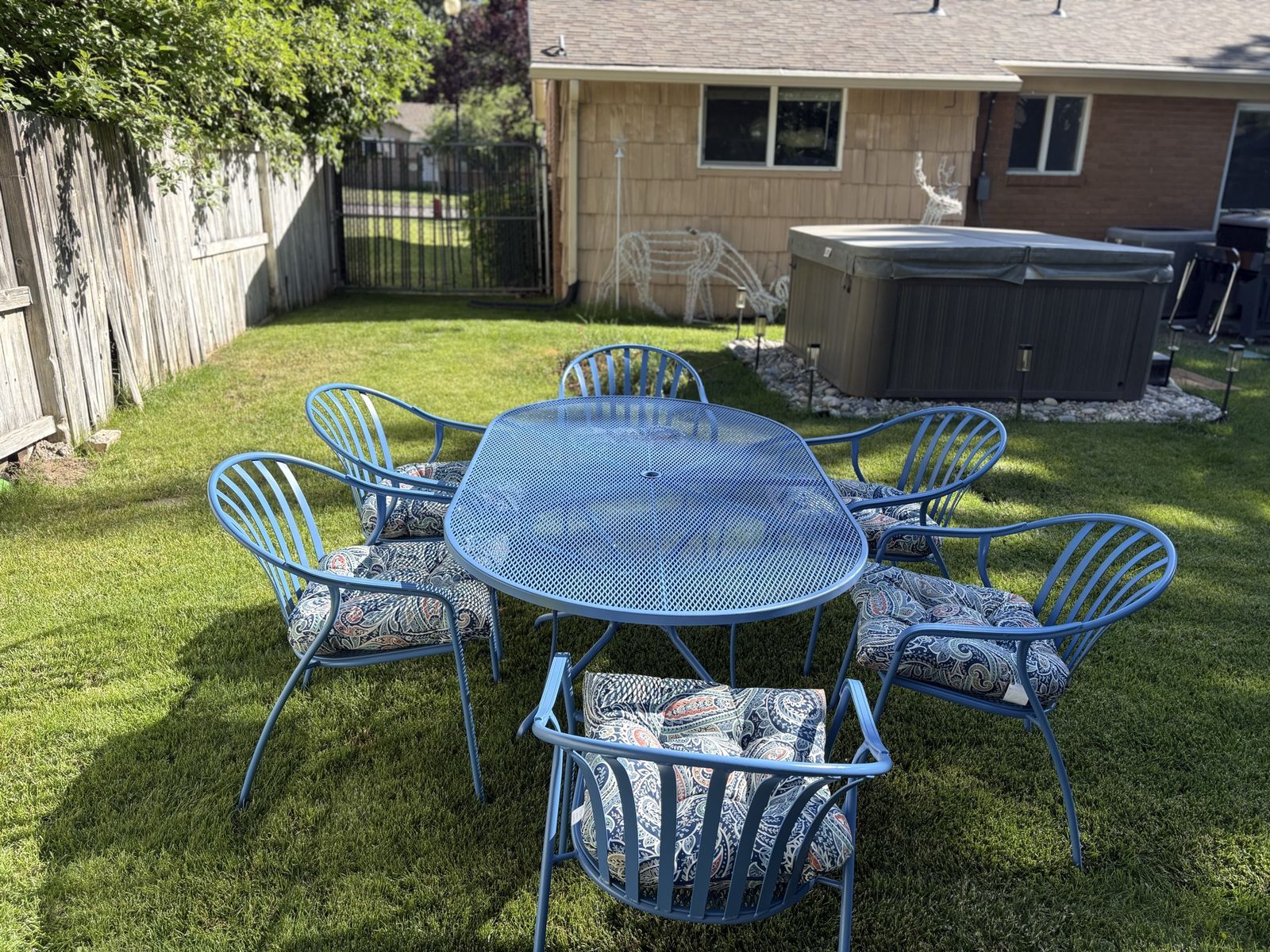 Nice beautiful patio table and chair set.