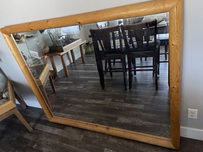 Log mirror