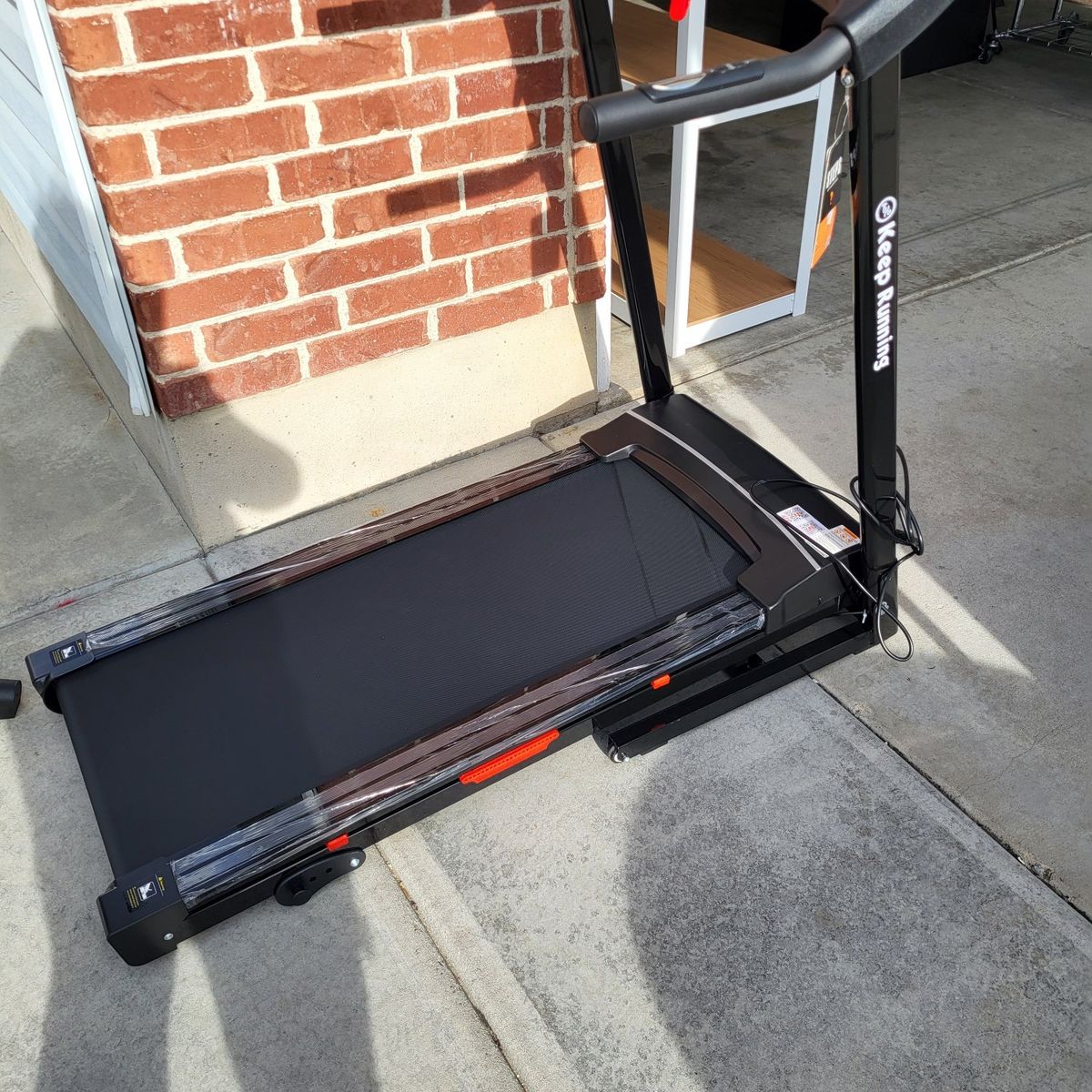 Folding Treadmill 2.5HP QUIET Motor