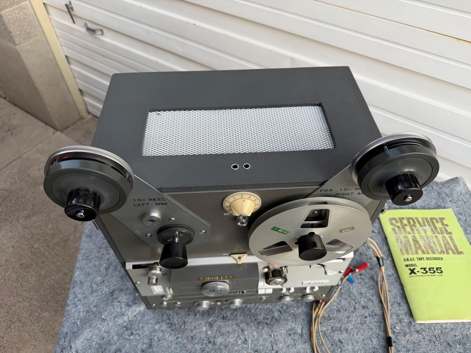 Main image 3