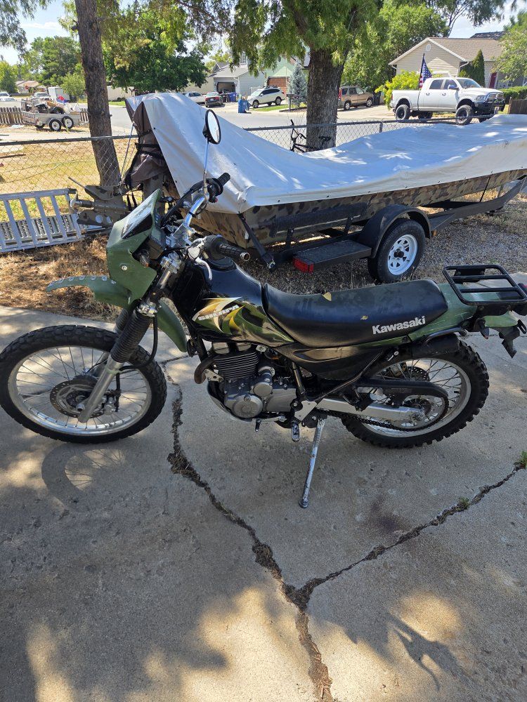 Kawasaki KL250 Super Sherpa Dual Sport Motorcycle - Green, 3781 Miles