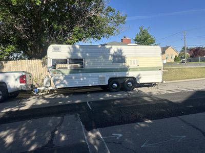 1975 camp trailer 21 long exterior good /inside needs FULL RESTORATION
