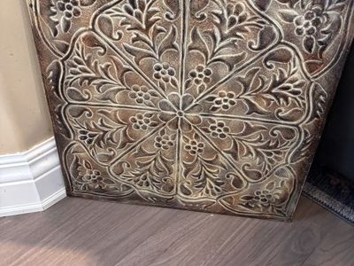 Metal home decor 18x18