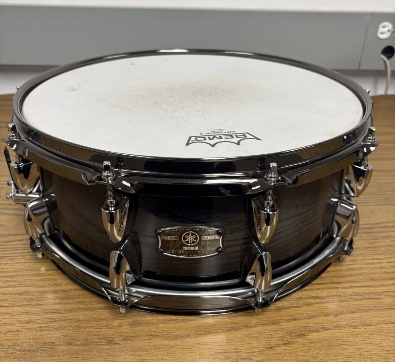 Yamaha Live Custom 5.5x14 Snare Black Shadow Sunburst