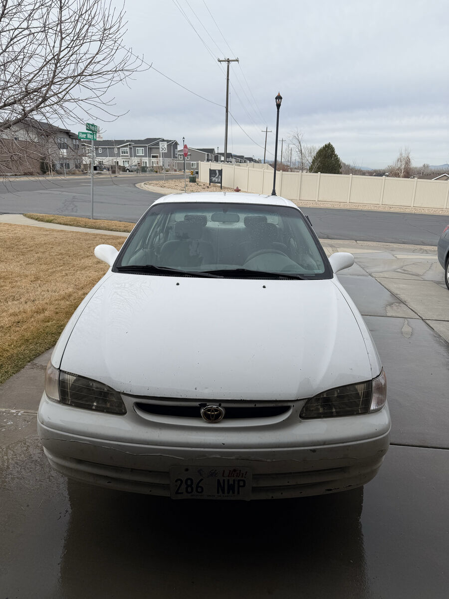 1999 TOYOTA COROLLA LE