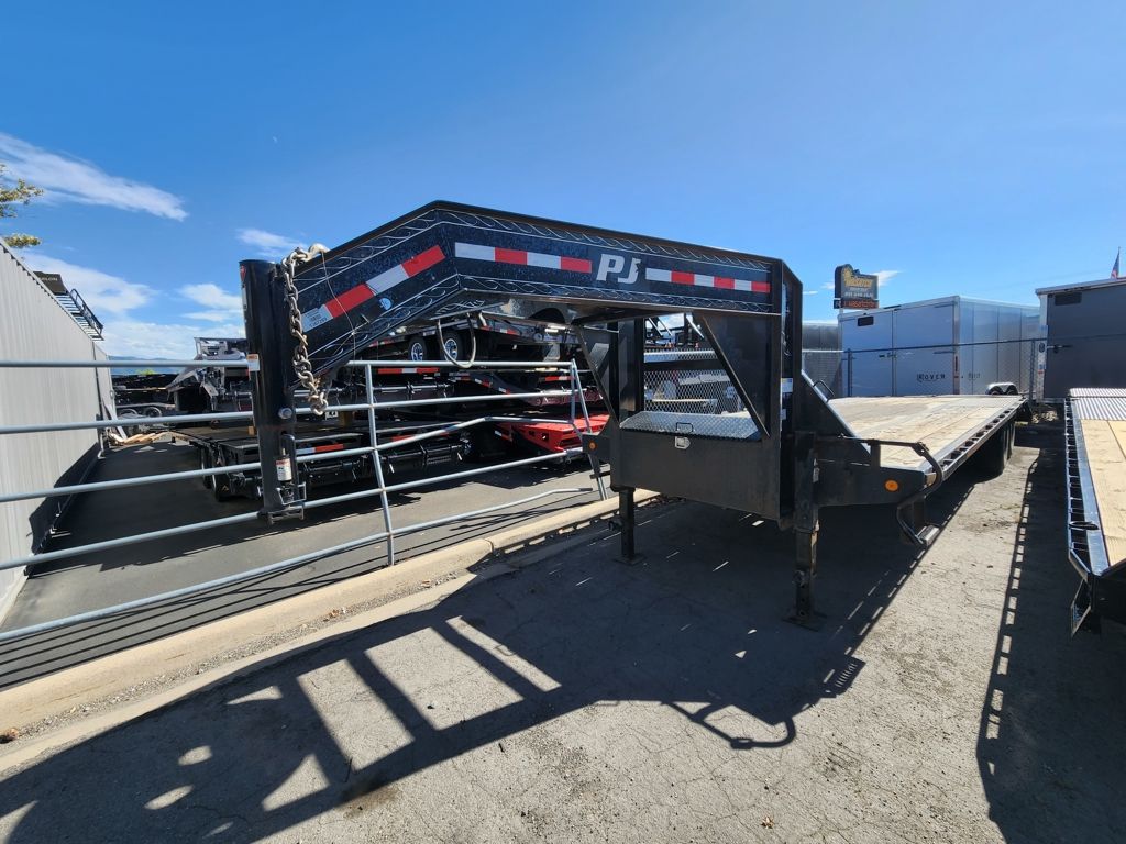2022 PJ Trailers USED 8.5X26 Gooseneck 25K Equipment Trailer